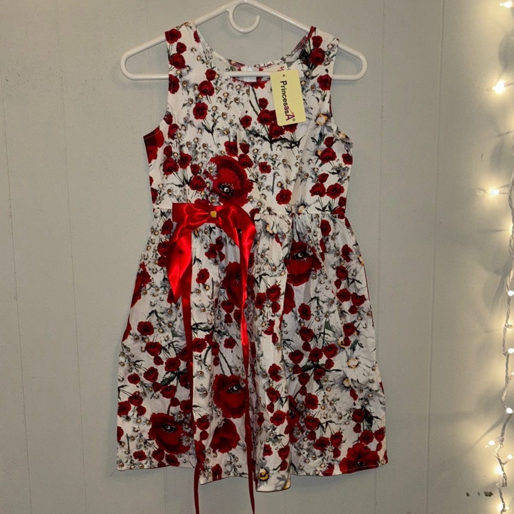 White and Red Floral Sleeveless Scoop Neck Sundress